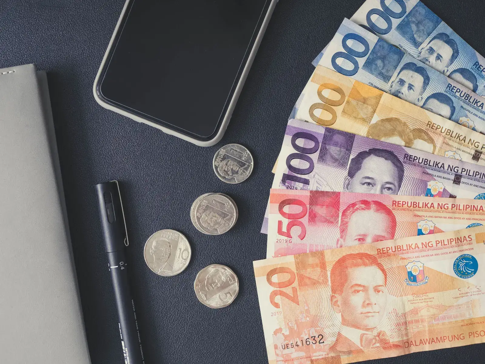 Moving Money from the Philippines to Paraguay: FX Guide